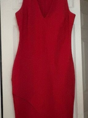 Elizabeth and James Red V-Neck Midi Dress